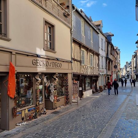 La Vague - Breath Of Freshness In Center Of Honfleur - Free Parking 550M Lägenhet Exteriör bild